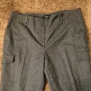 TALBOTS SIGNATURE GRAY LINED PANTS. SIZE 14. LOTS OF POCKETS.NICE DRESS PANT EUC